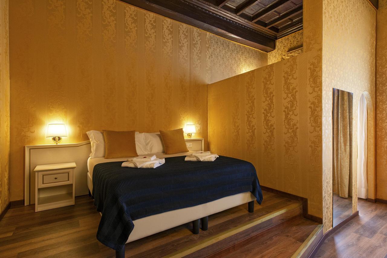Canova Rooms In Spanish Steps Rome Extérieur photo